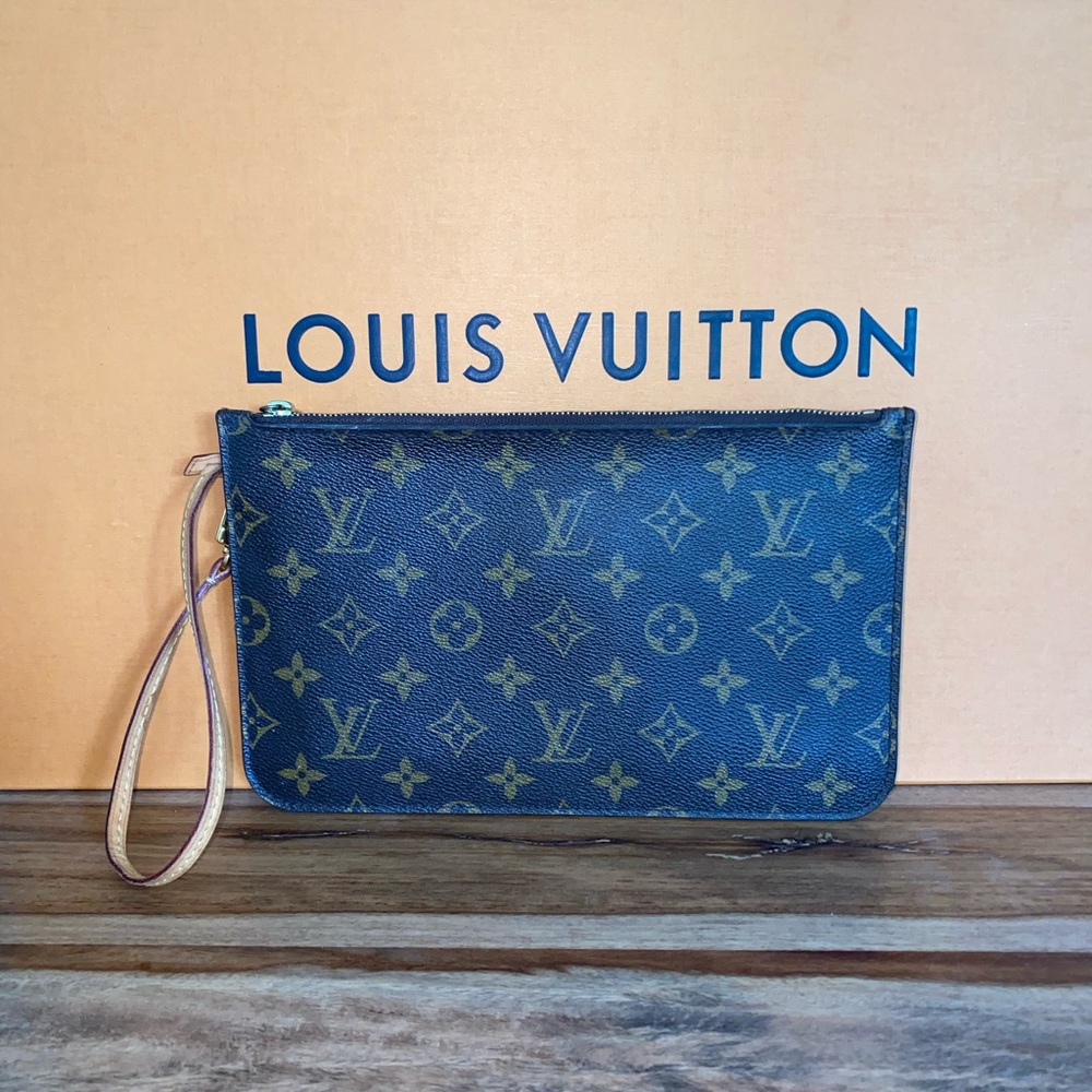 Louis Vuitton pouch